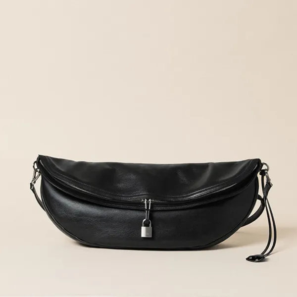 HALF MOON BAG_VINTAGE BLACK