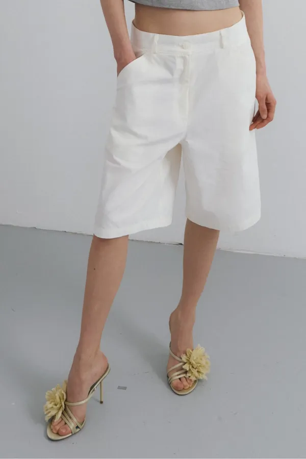 Low Bermuda Pants_Ivory