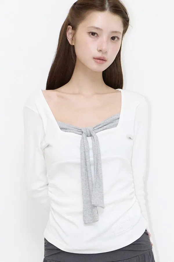 레이어드 리본 타이 롱슬리브 화이트