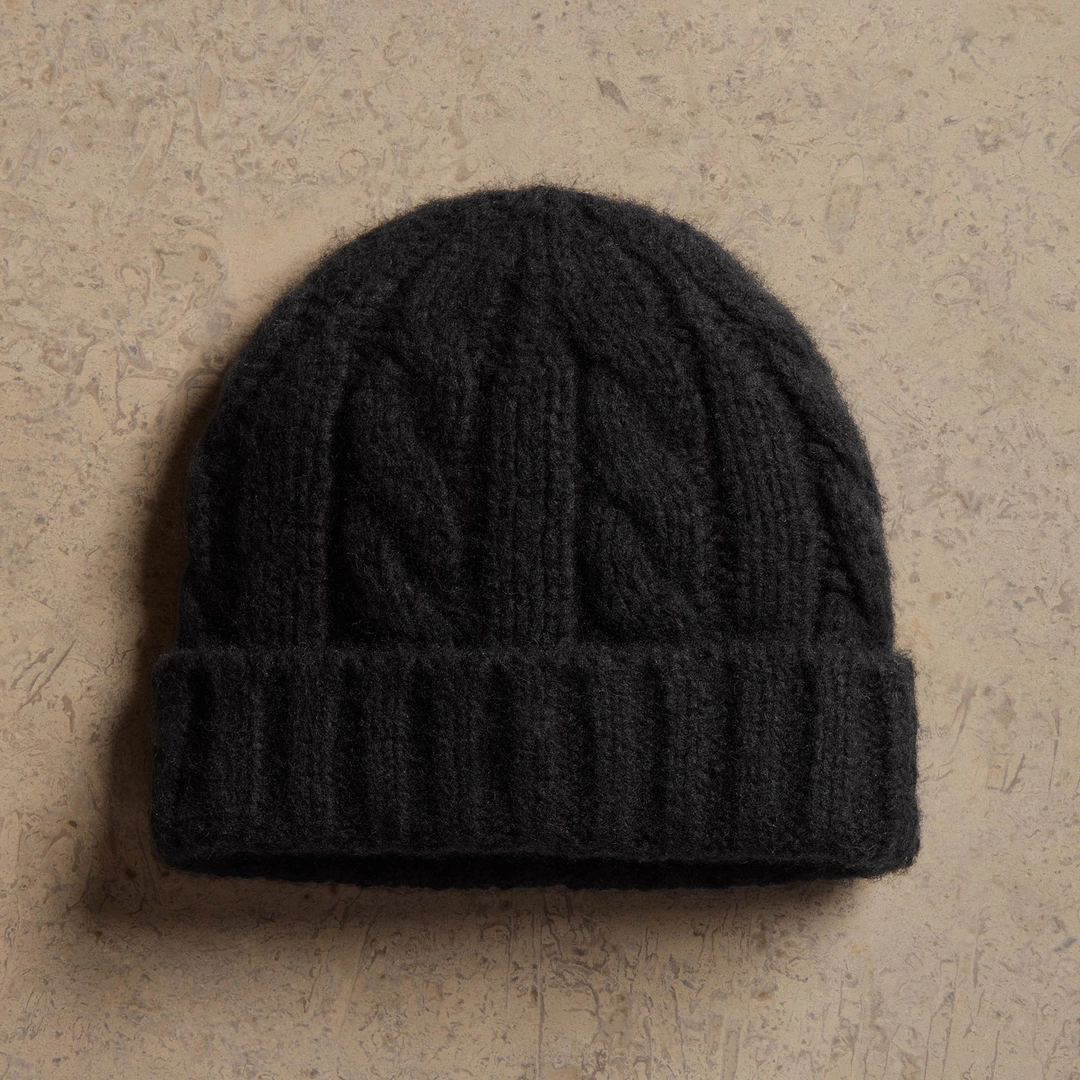 제임스펄스 Lightweight Cashmere Cableknit Beanie & Scarf Gift Set - True Black 상품 이미지 2
