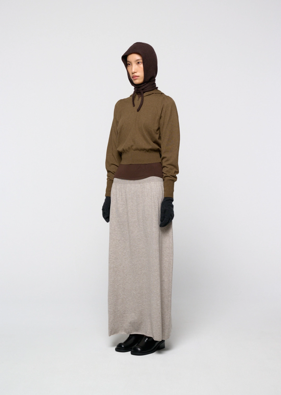 아모멘토 Ribbed shirring knit maxi dress, Beige 상품 이미지 2