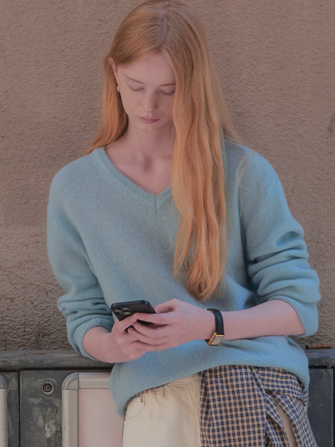 노운베러 Loose fit V-neck knit [KNFW01SW01]_Sky blue 상품 이미지 2