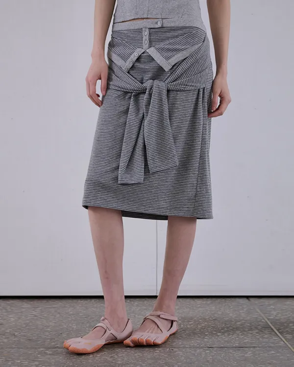 [5/19 예약출고] STRIPE WRAP TIE SKIRT - GREY