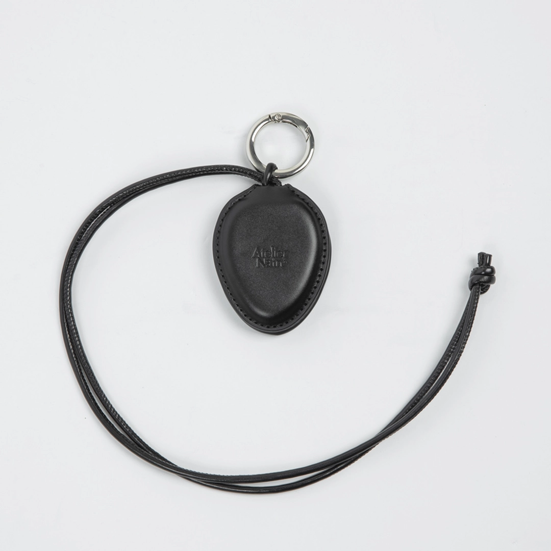 아뜰리에 나인 (Z-ETC-2719)ATELIER NAIN GOODS PEBBLE LEATHER MIRROR&SUNGLASS HOLDER 상품 이미지 1