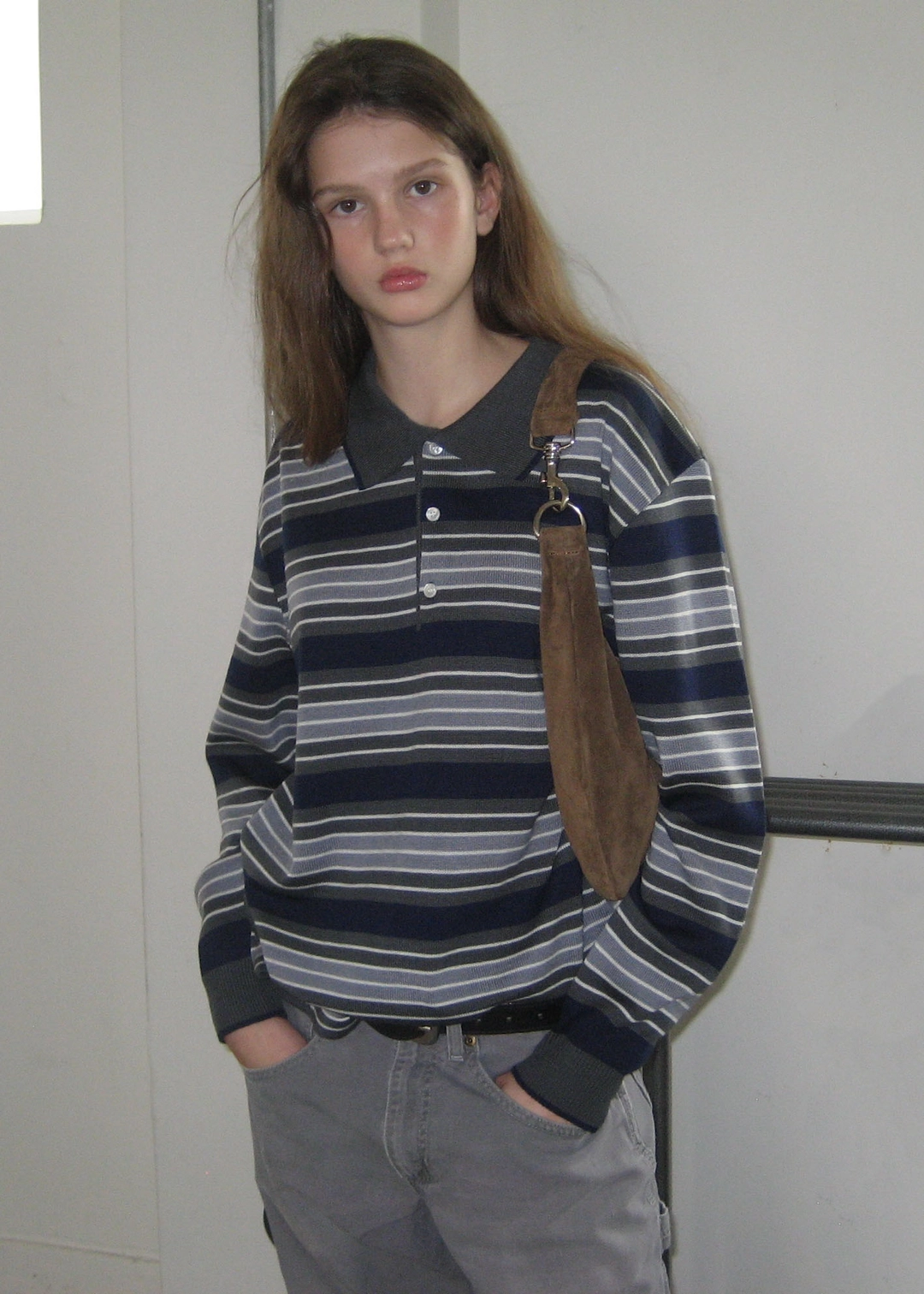 온무드 OWN STRIPE COLLAR KNIT - NAVY 상품 이미지 2