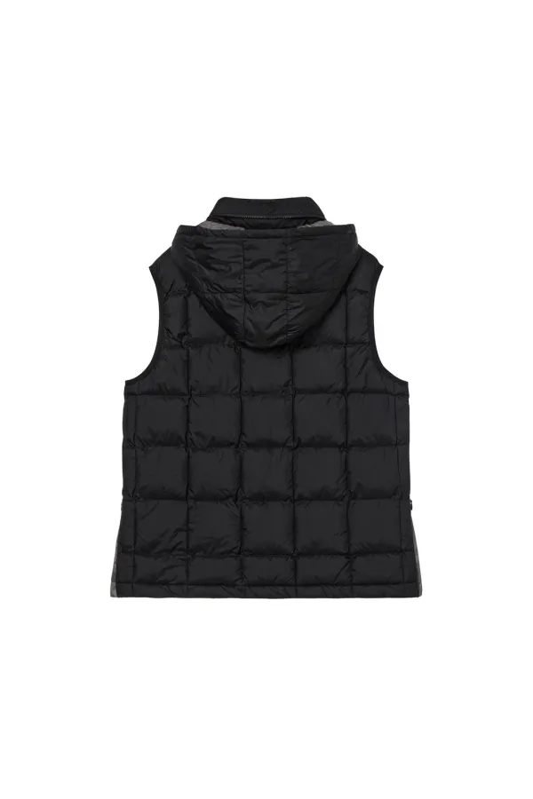 POINT WELLON HOOD VEST IN BLACK