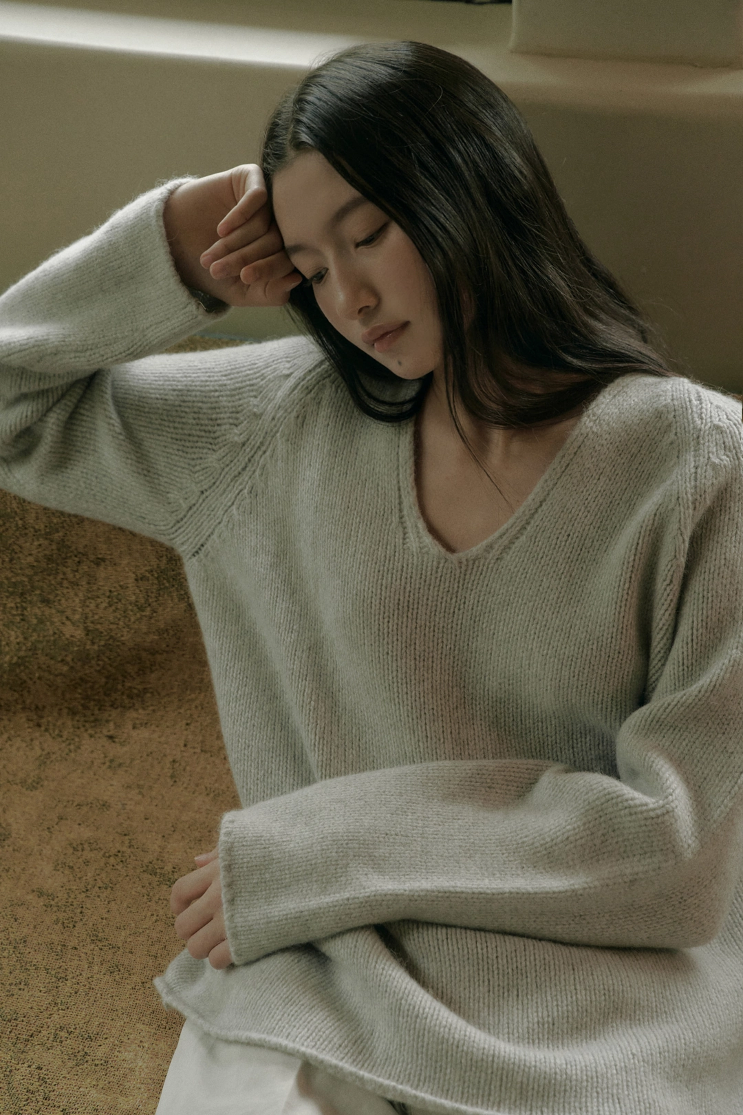 세이지먼트 ROWAN ALPACA V NECK KNIT_GRAY 상품 이미지 2