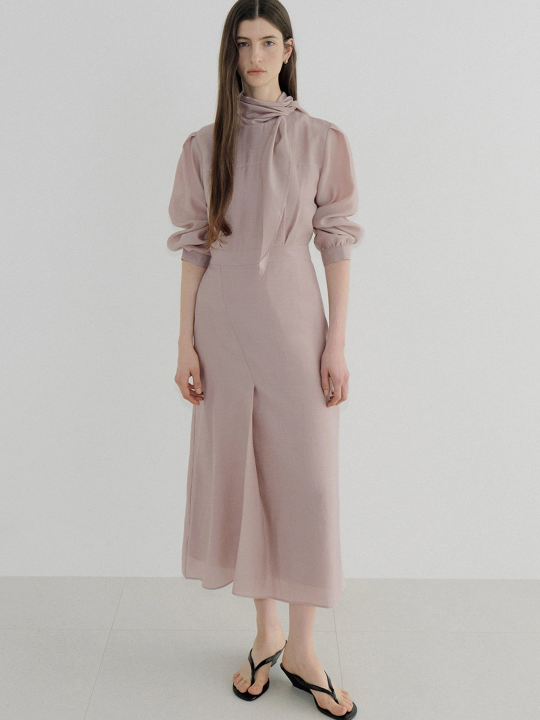 아워코모스 high neck tie dress (pink beige) orc 6118 상품 이미지 1