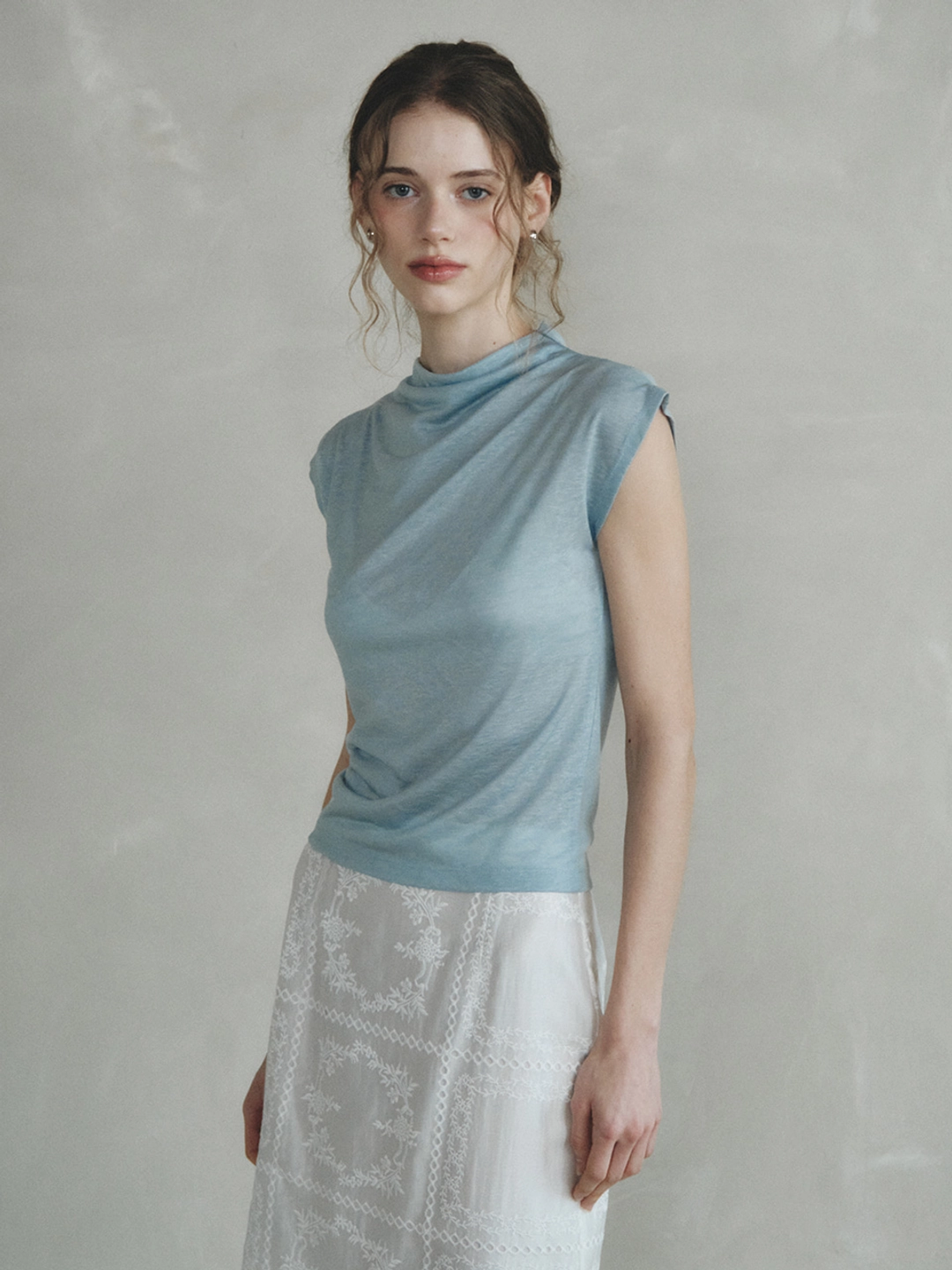 르니나 MARGARET half turtleneck T-shirt_sky blue 상품 이미지 2
