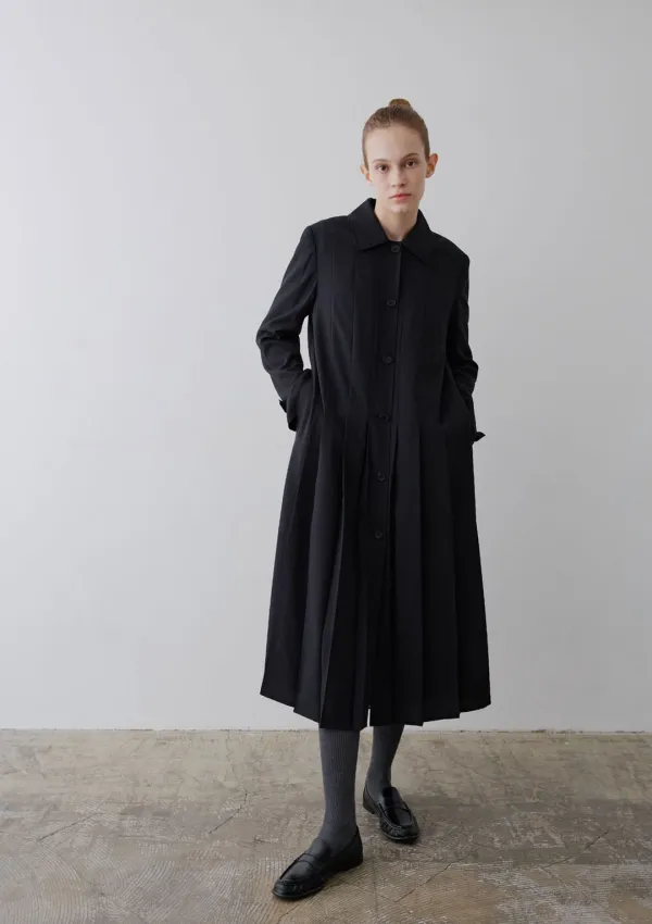 Mused Pleats Trench Coat - Black