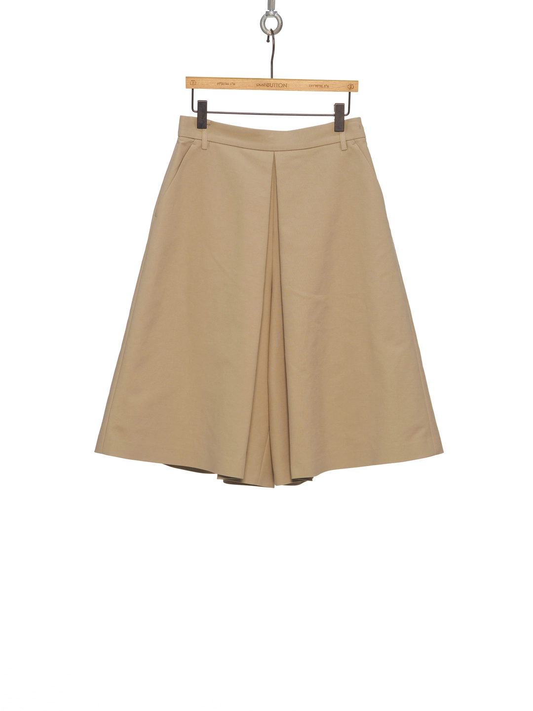 푸쉬버튼 SS26 BEIGE PLEATED A-LINE BERMUDA PANTS 상품 이미지 1