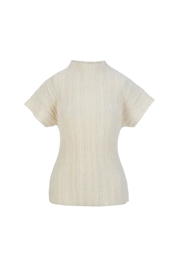 PLEATS MOCKNECK SHORT SLEEVE TOP [LIGHT BEIGE]