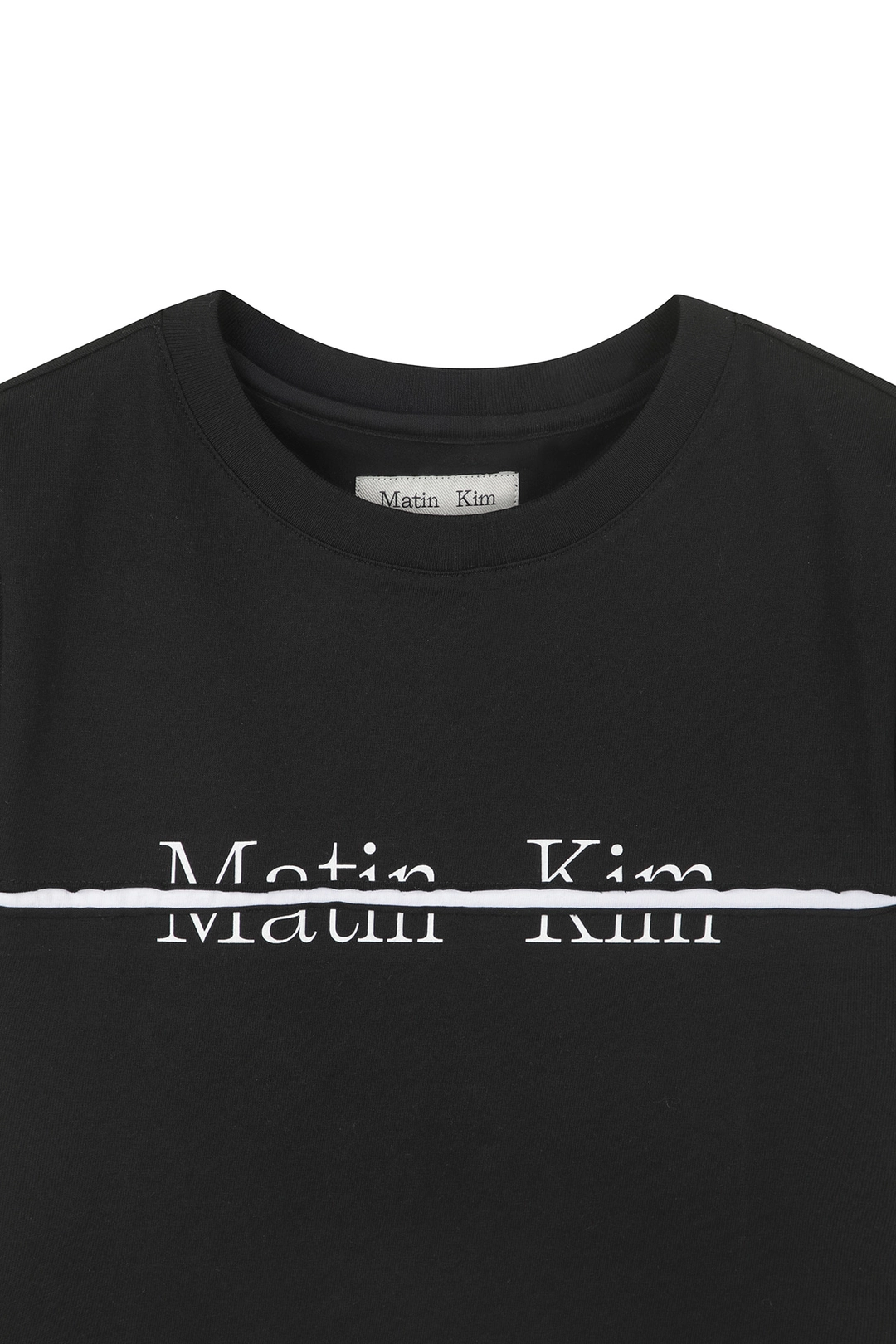 마뗑킴 MATIN KIM LOGO CUTTED CROP TOP IN BLACK 상품 이미지 2