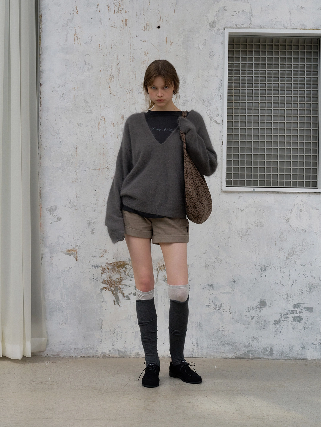 포에토 Corduroy fold shorts - beige 상품 이미지 2