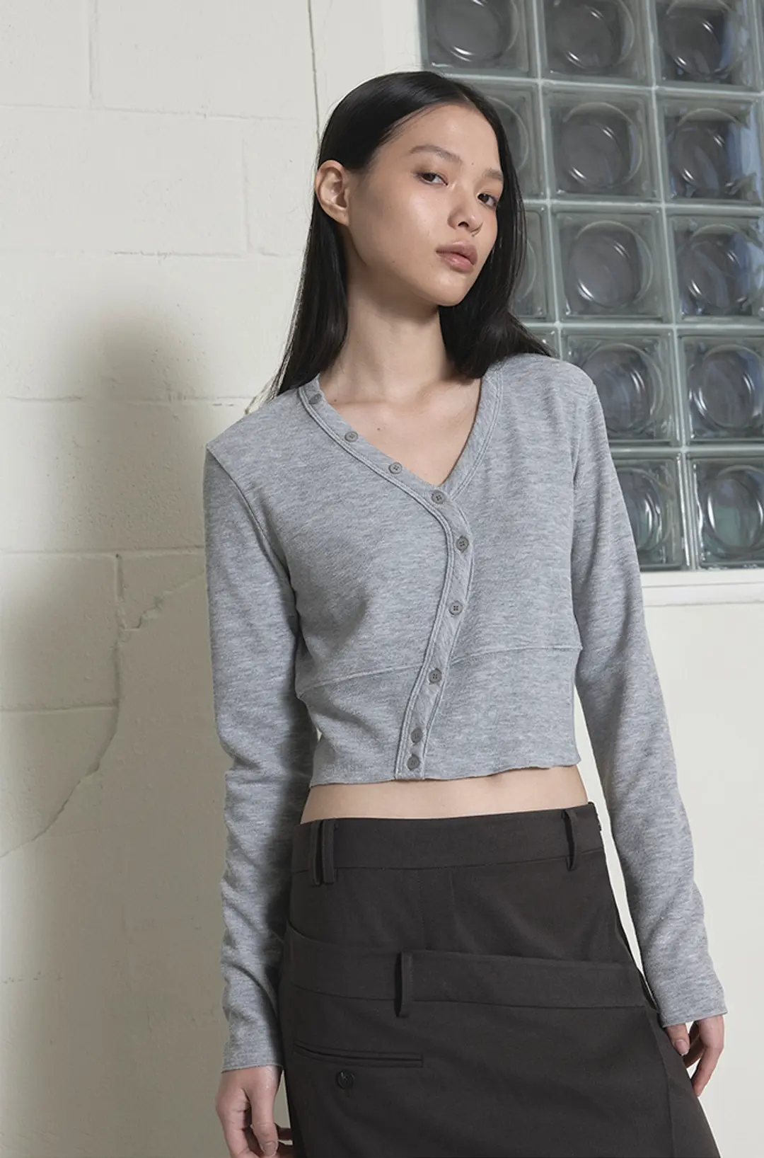 오데스 [ESSENCIAL] CURVE CARDIGAN - GREY 상품 이미지 2