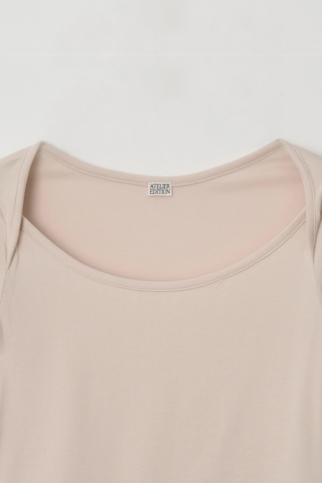아뜰리에에디션 [2차] Square Neck T-Shirt (beige) 상품 이미지 2