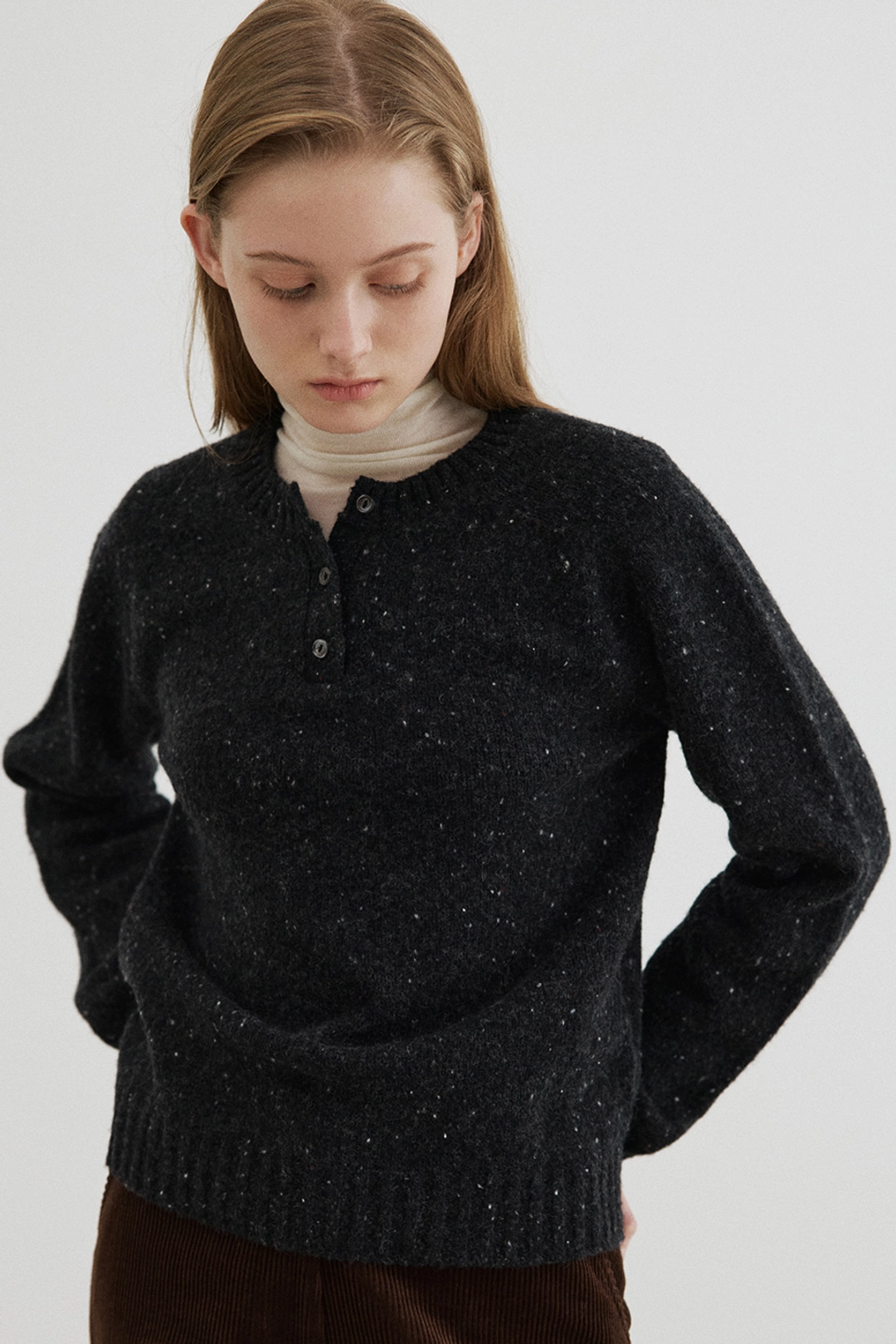 블랭크공삼 wool nep button pullover (charcoal) 상품 이미지 3