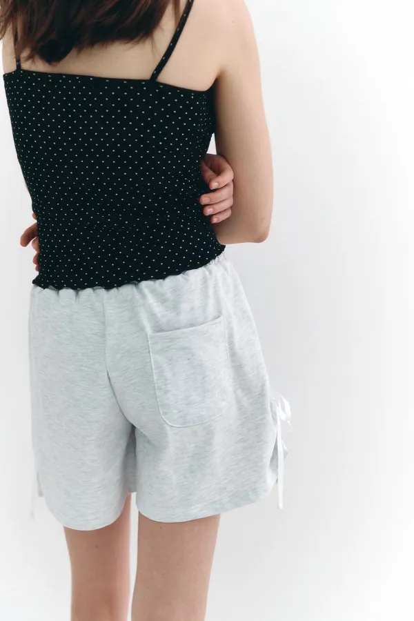 Tunnel Ribbon Shirring Shorts White
