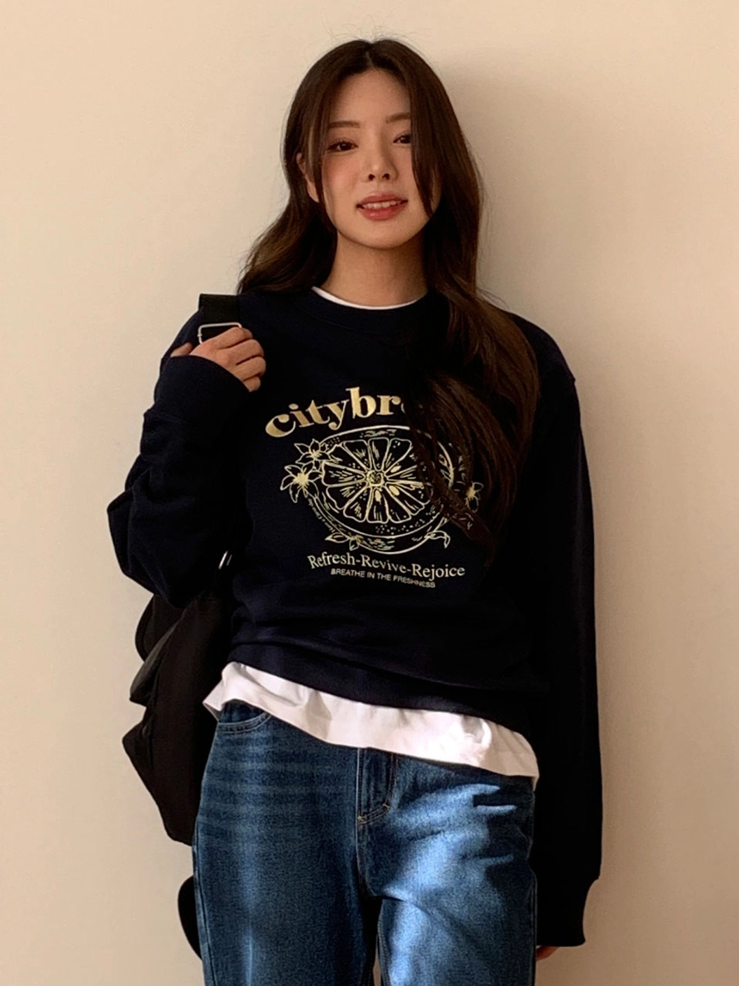 시티브리즈 시트러스 그래픽 스웨트 셔츠_NAVY 상품 이미지 2