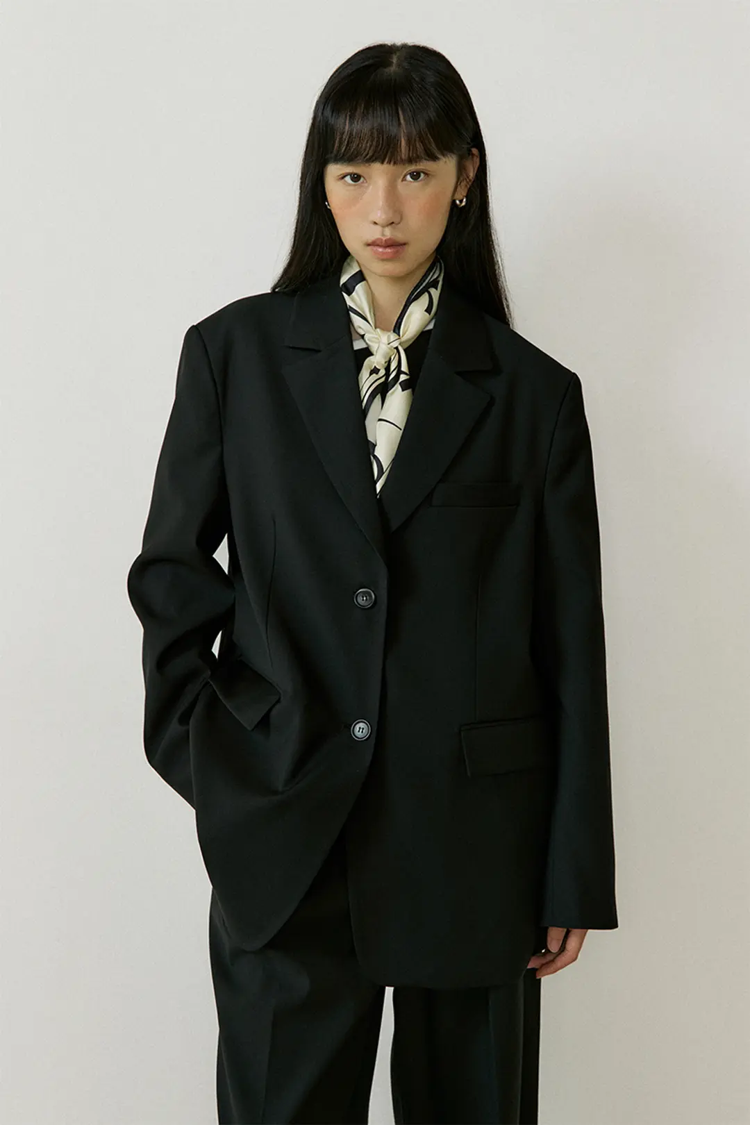 루시르주 Classic Two-Button Single Jacket (black) 상품 이미지 1