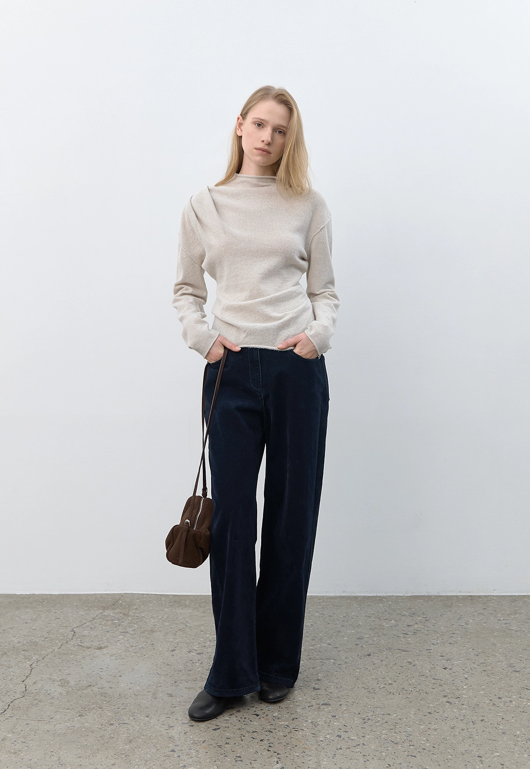 아뜰리에 나인 (PT-5837)WIDE STRAIGHT VELVET DENIM PANTS 상품 이미지 3