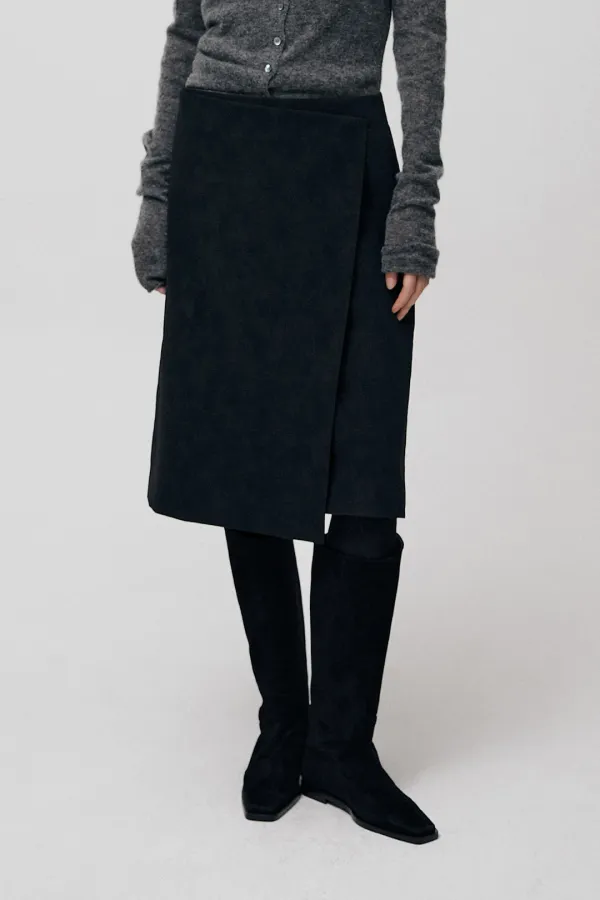 Barn Leather Wrap Skirt (Black)