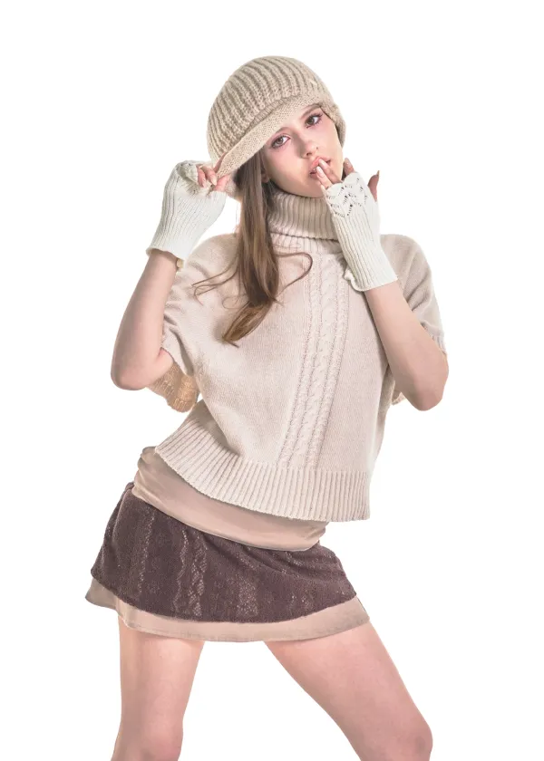 [PRE-ORDER] CARAMEL KNIT HALF TOP [BEIGE]