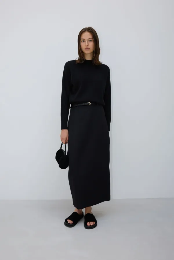 Double faced half neck Knit _black