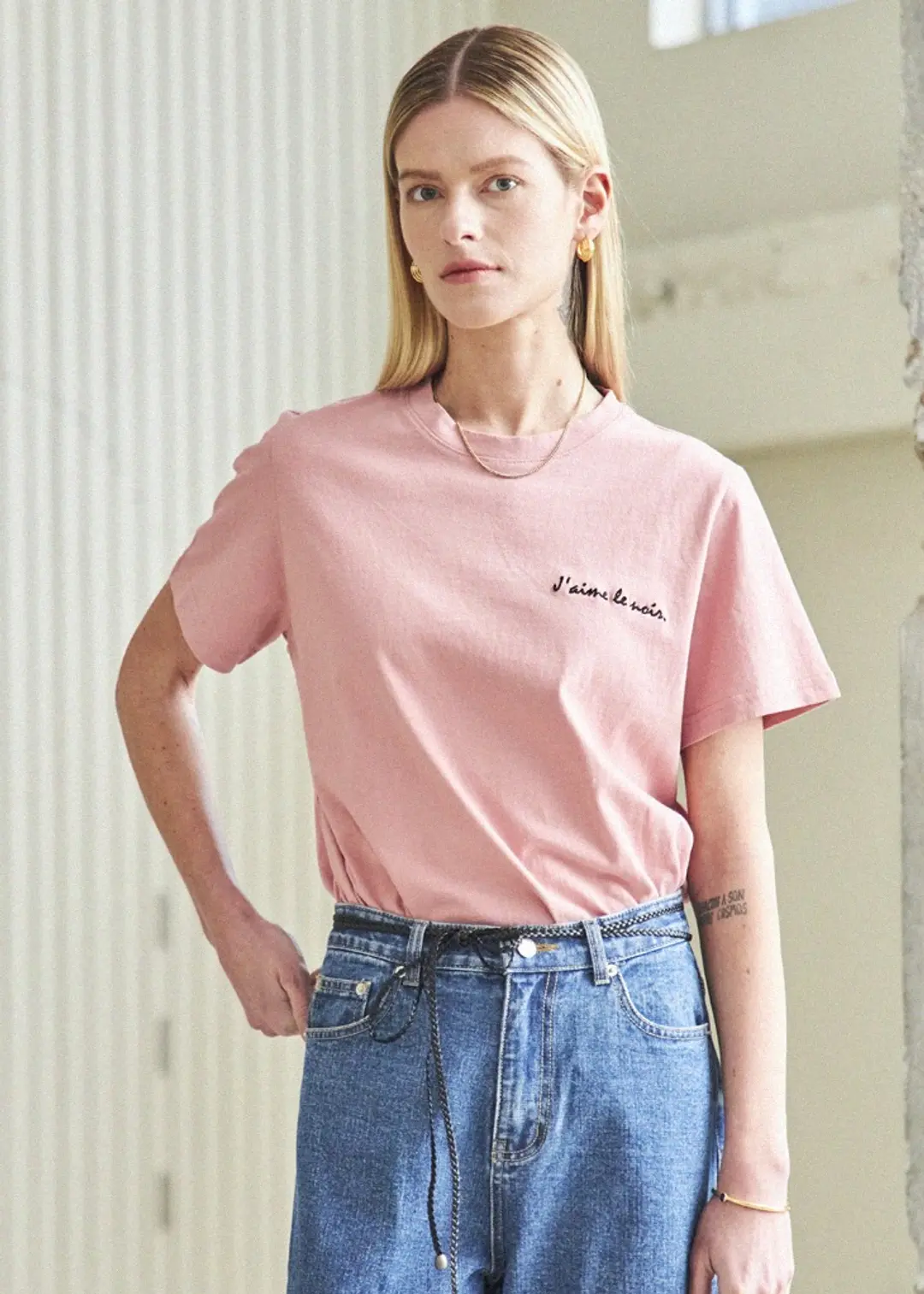 메종드이네스 J\'aime le noir X BLACK HEART T-SHIRT_INDIE PINK 상품 이미지 2