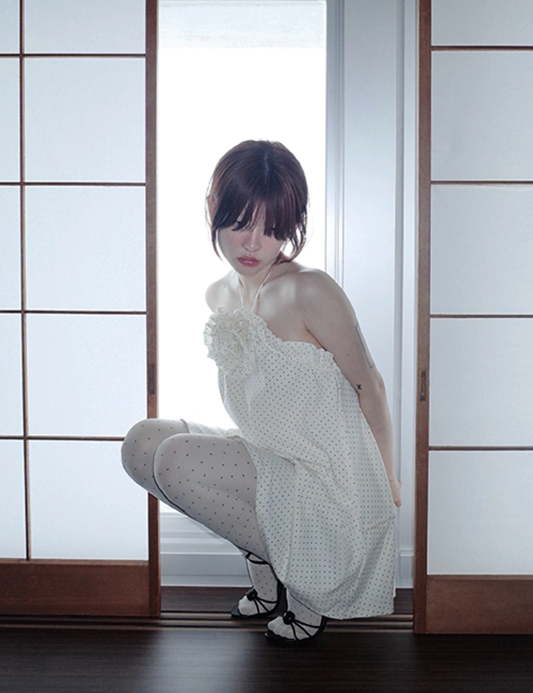 프레클 dot ruffle dress with corsage 상품 이미지 2