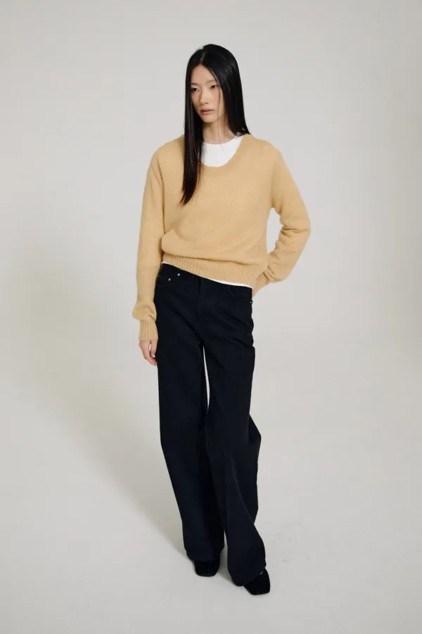Pelin Kid Mohair U Neck Knit (Beige)