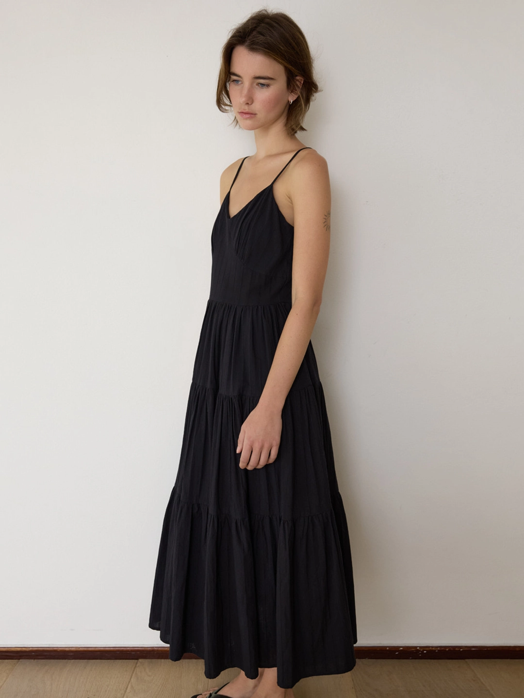 어몽 A CAN CAN SLEEVELESS DRESS_BLACK 상품 이미지 2
