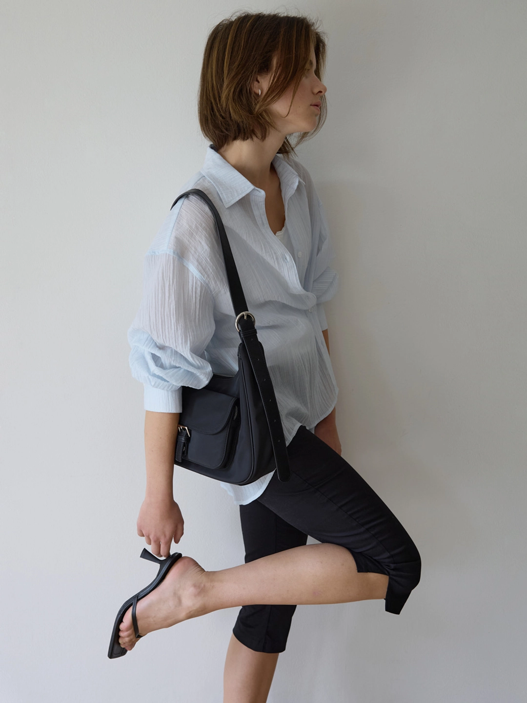 어몽 A NYLON BUCKLED POCKET SHOULDER BAG_BLACK 상품 이미지 1