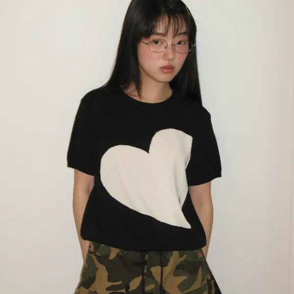 BIG HEART SHORT SLEEVE KNIT BLACK