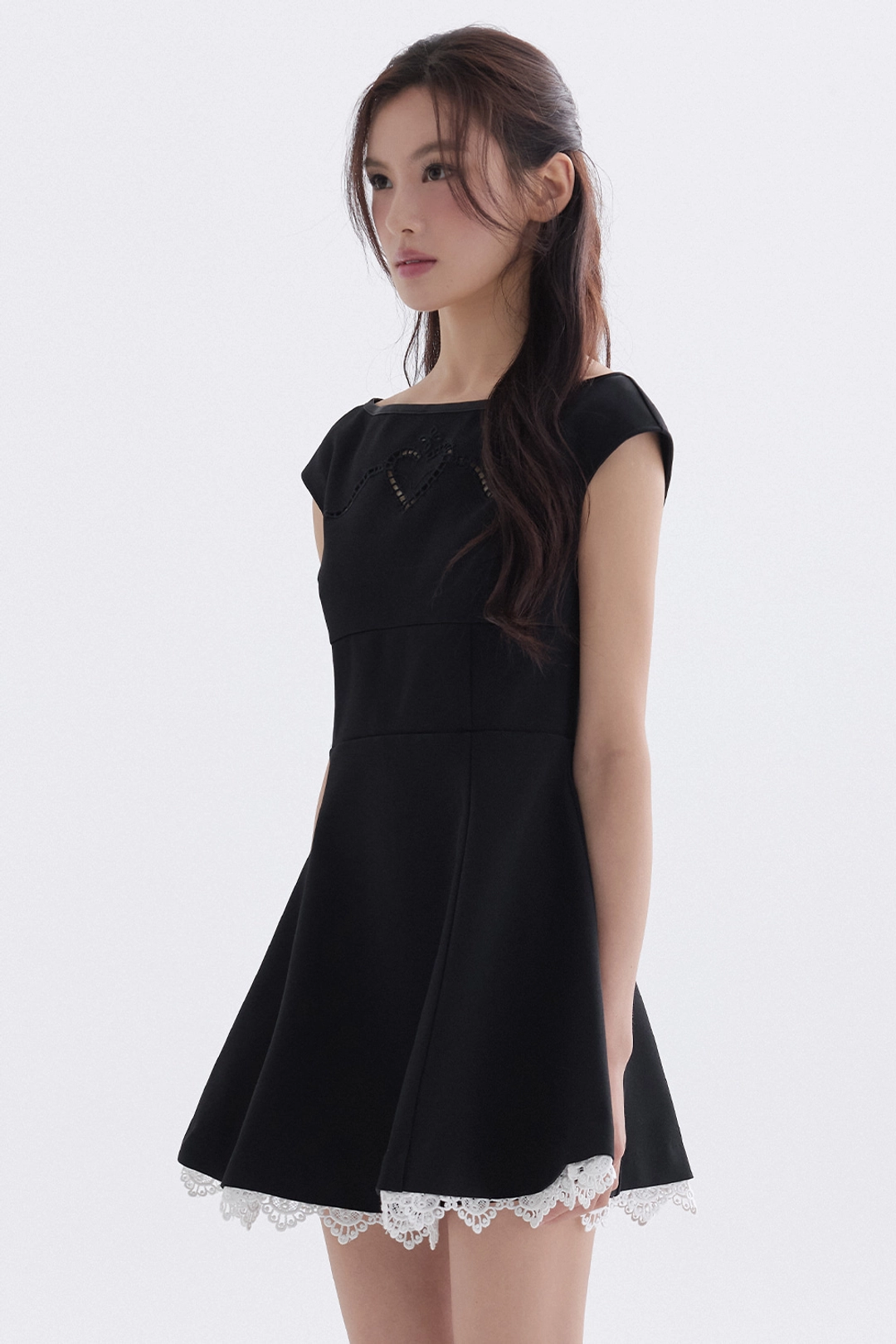 더티스 Romantic Cutwork Dress (Black) 상품 이미지 3