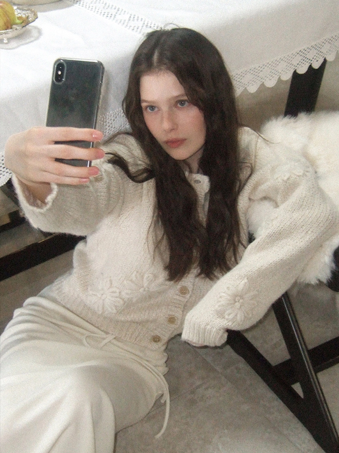 리엘 [공홈 Exclusive] Melty-mallow knit cardigan (beige) 상품 이미지 2