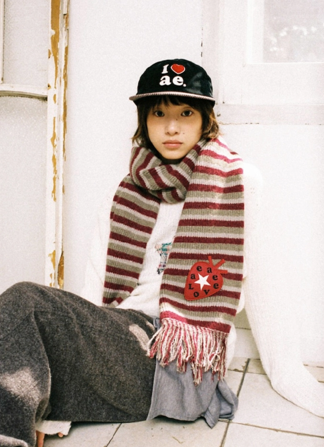 에이이에이이 STRIPE TASSEL MUFFLER [BURGUNDY] 상품 이미지 2