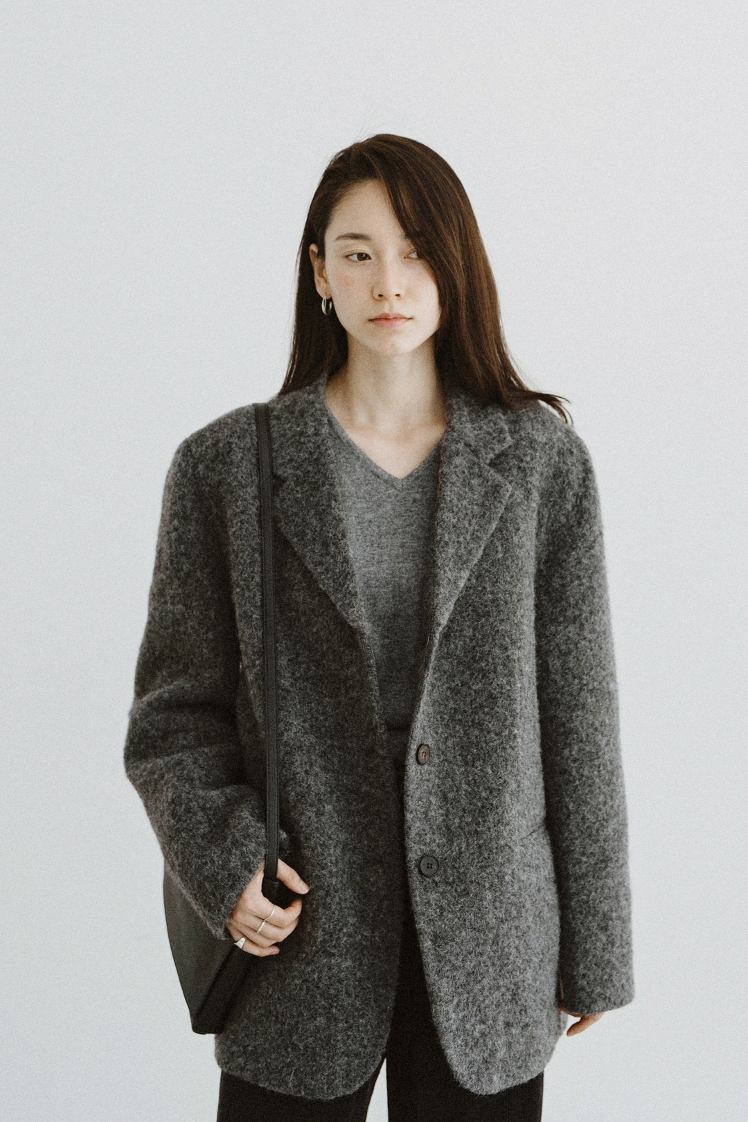 스앨더 49132_Lambswool blend V-neck knit 상품 이미지 2