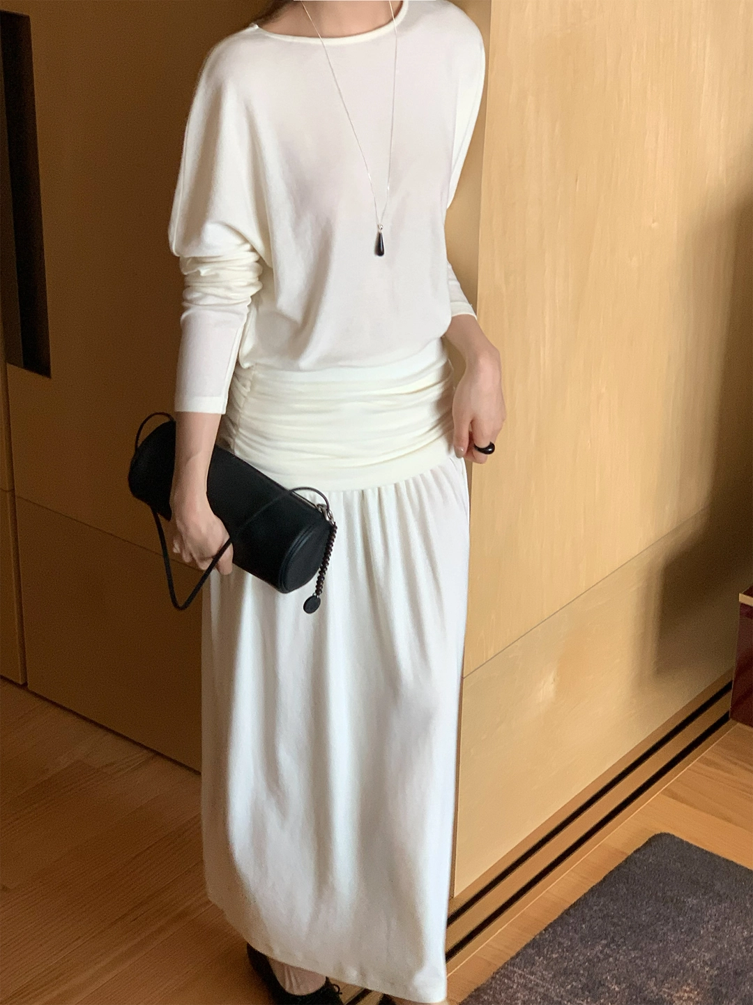 어라운드율 마레 루즈 티셔츠 상품 이미지 2