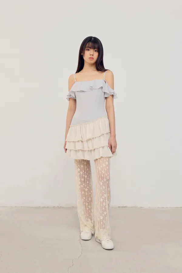 flétta 83 (Diagonal Frill Dress)