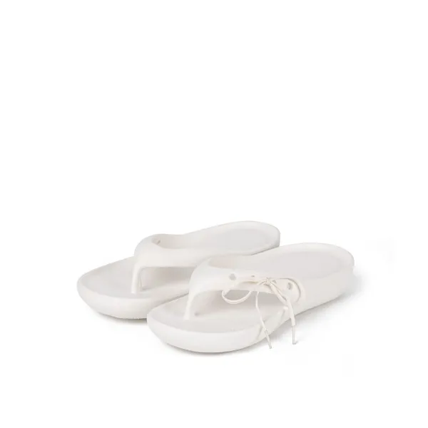 FLOWY FLIP-FLOPS / IVORY