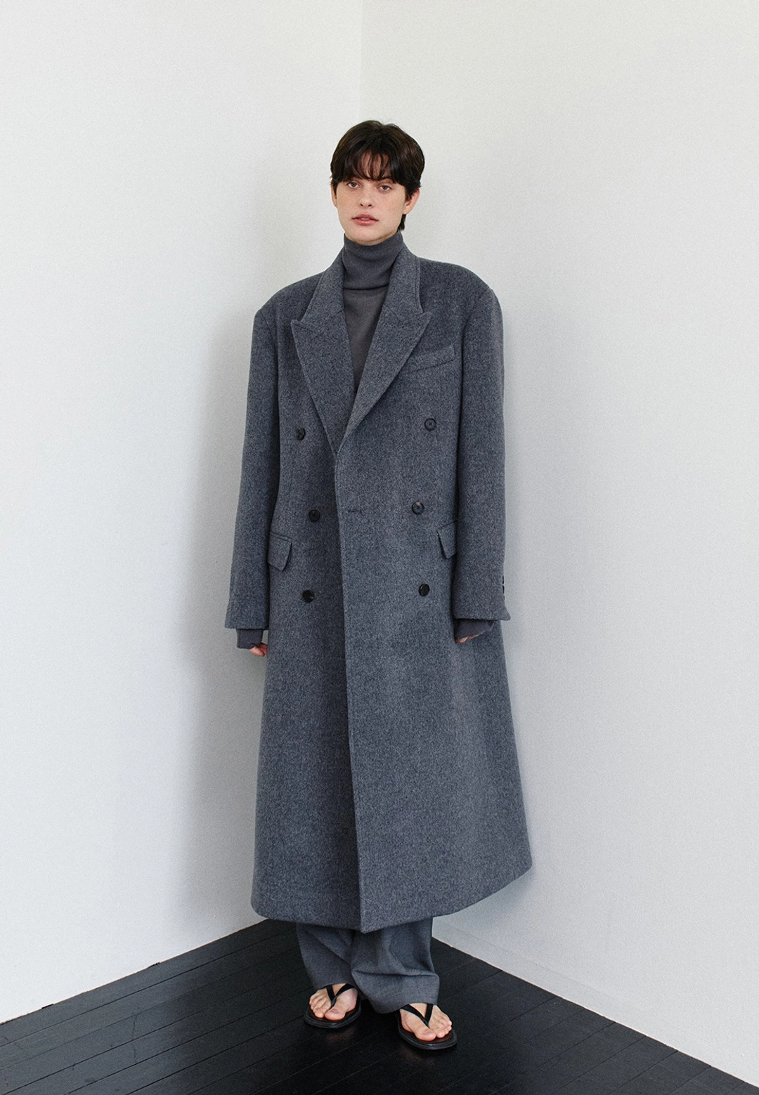 노티아 CASHMERE DOUBLE LONG COAT - CHARCOAL 상품 이미지 2