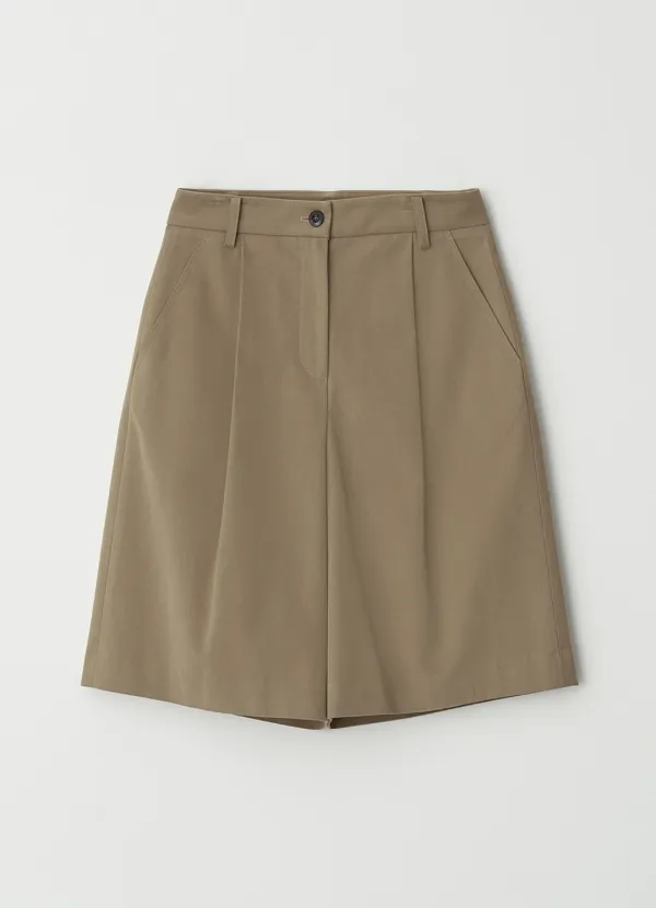 Front tuck bermuda cotton pants_BROWN