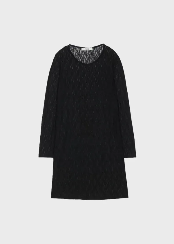 a layered dress (black)