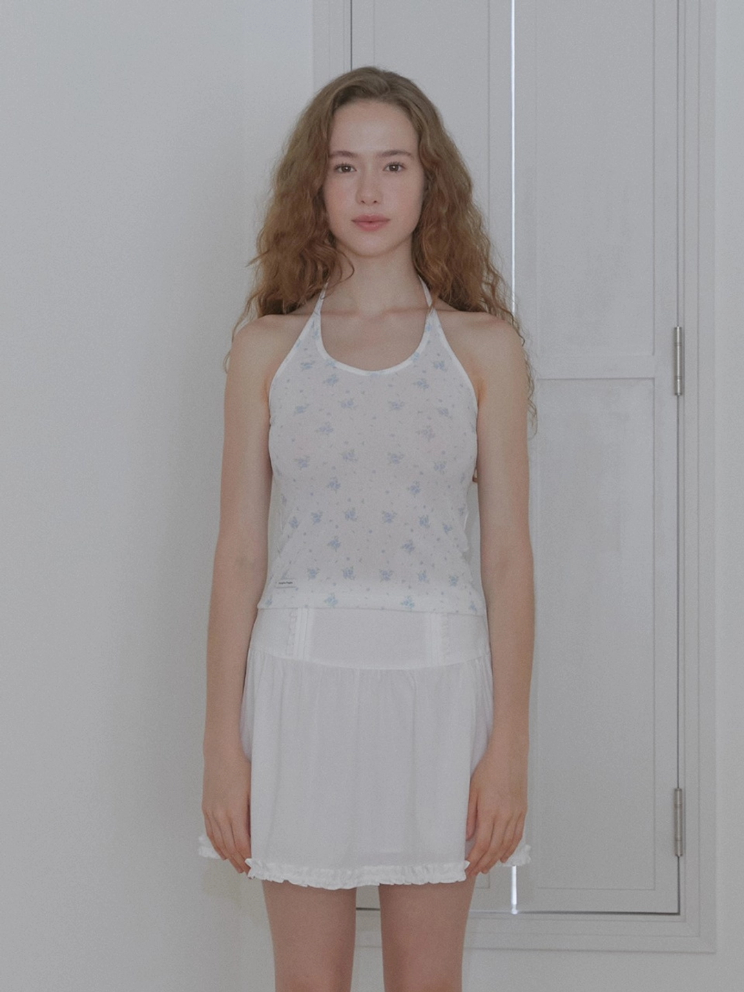 마가린핑거스 FLORAL HALTER TOP (LIGHT BLUE) 상품 이미지 2
