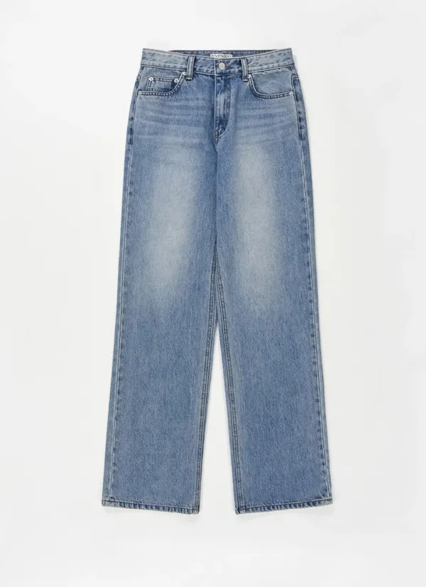 Washing selvedge wide denim