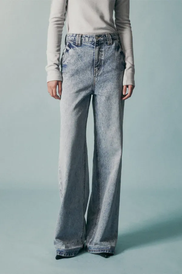 WASHED-HEM DENIM JEAN