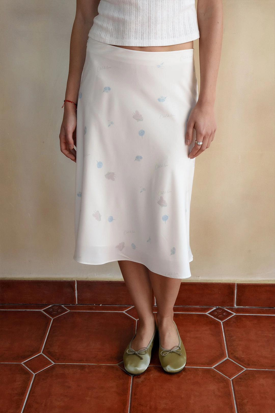 샤드라마 PALE FLOWER PRINTED SKIRT [CREAM] 상품 이미지 2