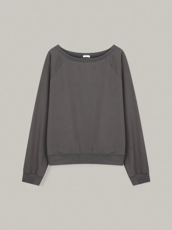 off-shoulder sweatshirt (charcoal)