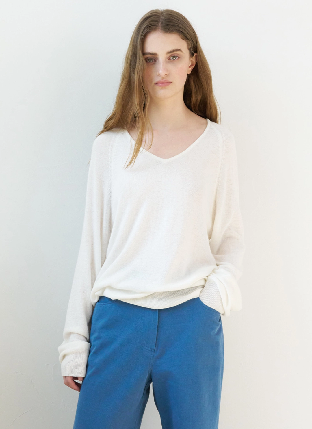 르닐 Lea Soft Silk V-neck Knit (Ivory) 상품 이미지 1